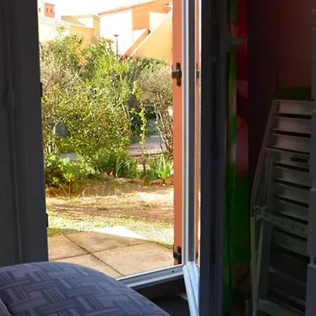Calme T2 Climatise Avec Parking Pres Et Port - Fr-1-607-235 Apartament *